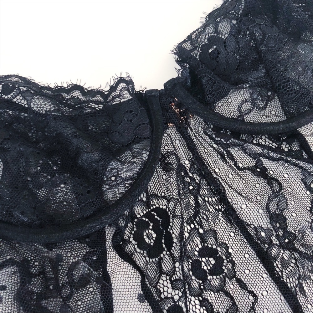 BELLA Black Lace Bodysuit - Picture 4 of 7